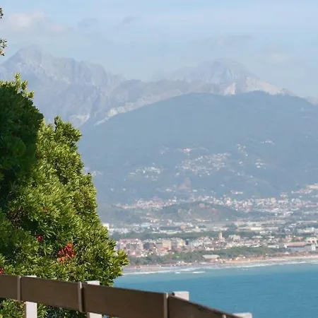 Zaneca Sleeps 6 Pool Wifi * Bocca di Magra