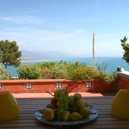 Zaneca Sleeps 6 Pool Wifi Appartement *