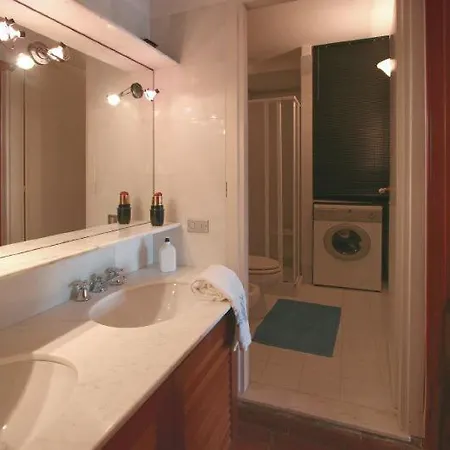 Apartment Zaneca Sleeps 6 Pool Wifi